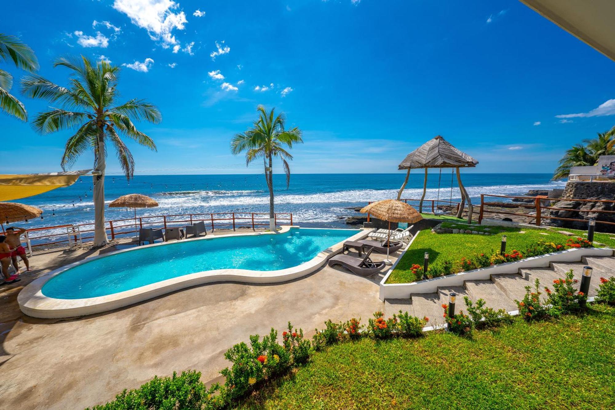 Reef On The Water Hotel Tamanique Buitenkant foto