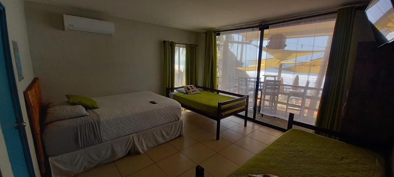 Reef On The Water Hotel Tamanique Buitenkant foto